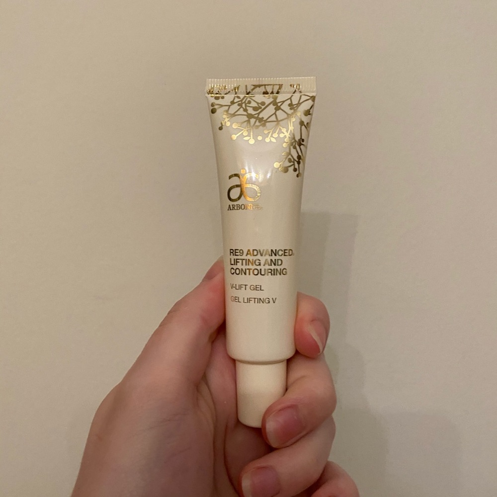 Arbonne RE9 Advanced Lifting and Contouring Gel